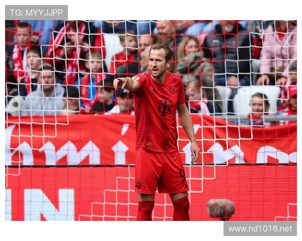 拜仁关键战表现波动:稳定性考验可能制约赛季争冠走势 拜仁关键战表现波动:稳定性考验可能制约赛季争冠走势