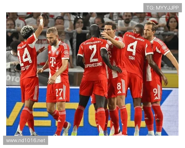 拜仁高层矛盾激化！战术混乱危机浮现，争冠豪门为何陷入“下滑恐慌”？