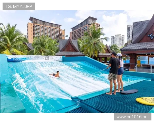 田亮家里泳池比我家小区游乐场还豪华，这日子谁顶得住啊